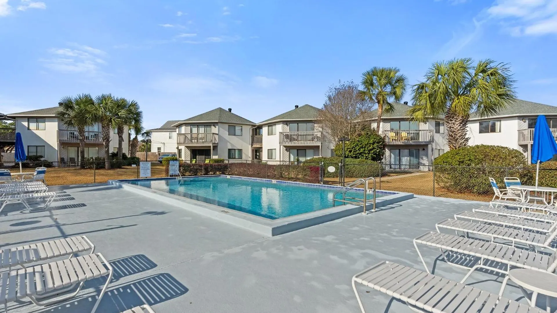 Apartment Crystal Village 06A By Newman-Dailey Destin